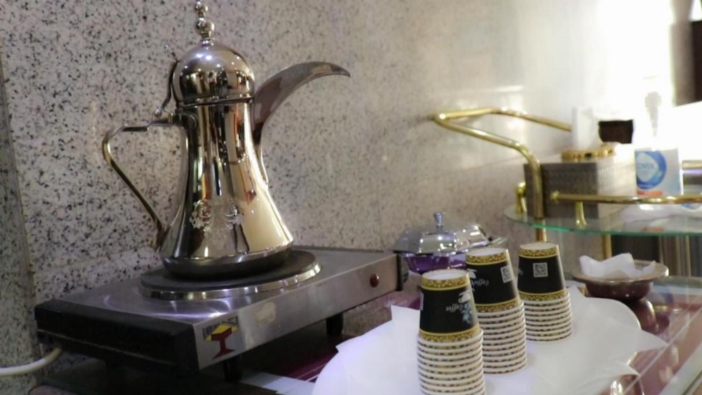 Al Farhan Hotel Suites (Exit 15) Image 7